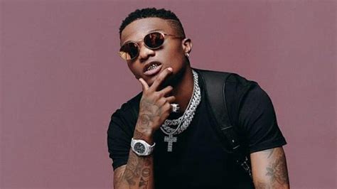 Il Ritmo Colombiano di WizKid: Una Festa Inaspettata per Milano! 